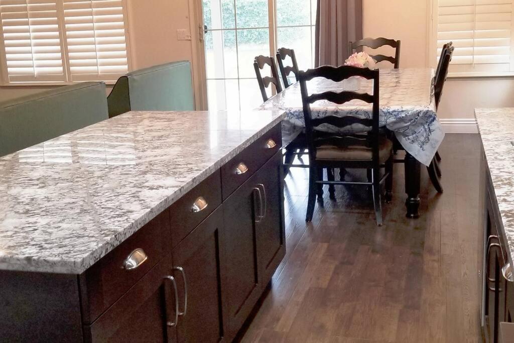 Chateau Sunnyside Fresno