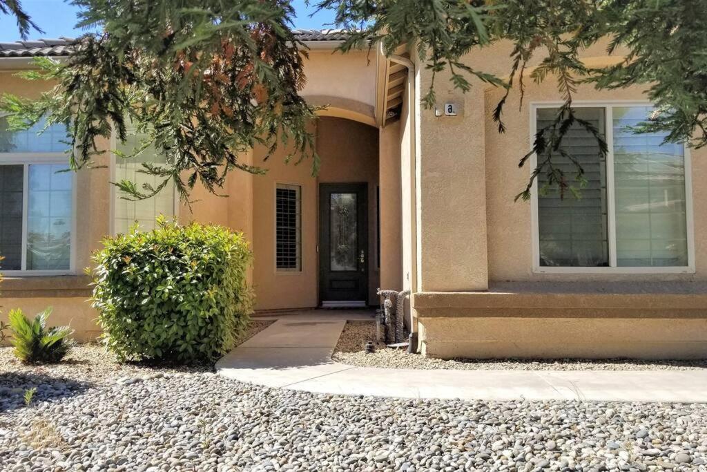 Chateau Sunnyside Сasa de vacaciones Fresno